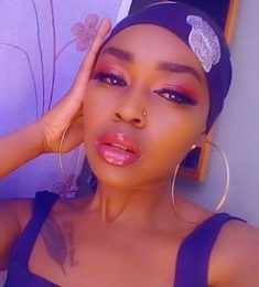 Lilly, 25 years old, Straight, Woman