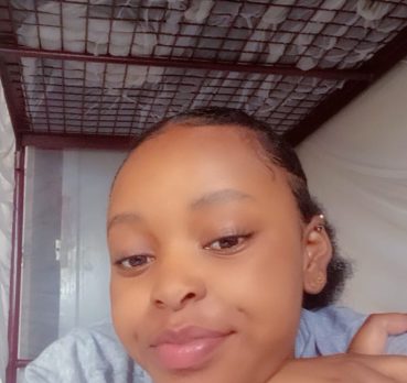 muthoni, 22 years old, Kiambu, Kenya