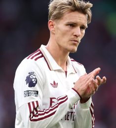 James, 25 years old, Straight, Man