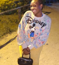 Miriam, 20 years old, Straight, Woman