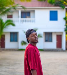 Ali Ian, 21 years old, Straight, Man