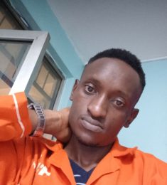 KENNEDY, 30 years old, Straight, Man