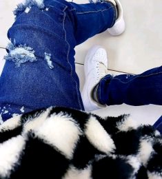 Collins, 29 years old, Straight, Man