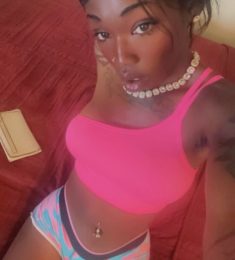 Ts Barbie, 23 years old, Bisexual, Woman