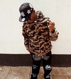 King, 18 years old, Straight, Man