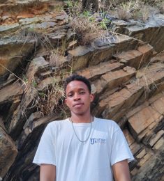 Delvis, 21 years old, Straight, Man