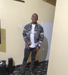 Mose, 27 years old, Straight, Man