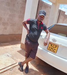 ozzie, 34 years old, Straight, Man