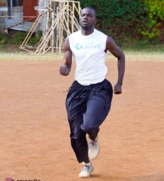 Alvarez, 25 years old, Straight, Man