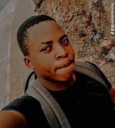 Daniel Hoseya, 22 years old, Straight, Man