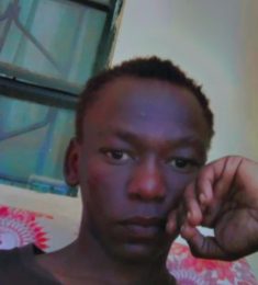 King, 18 years old, Straight, Man