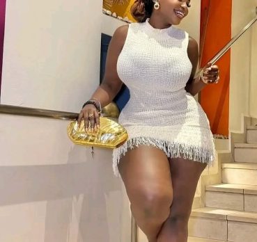 Wavinya, 28 years old, Nairobi, Kenya
